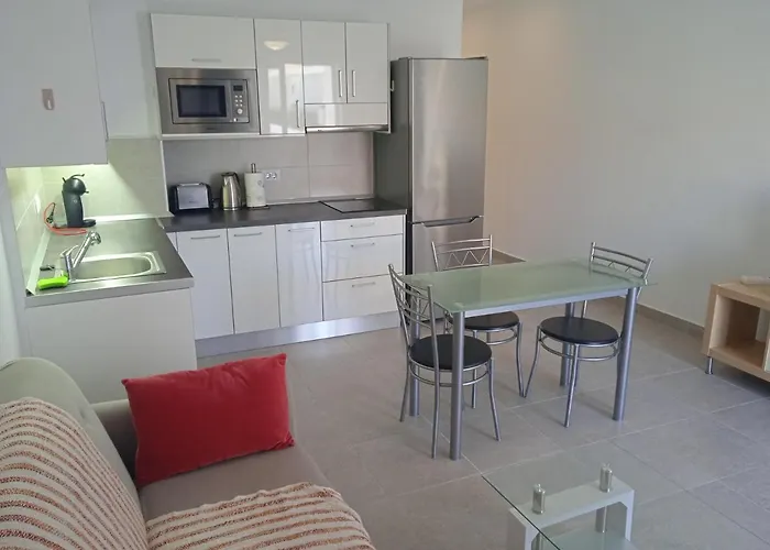 Modern 1 Bed Apartment Cristianos